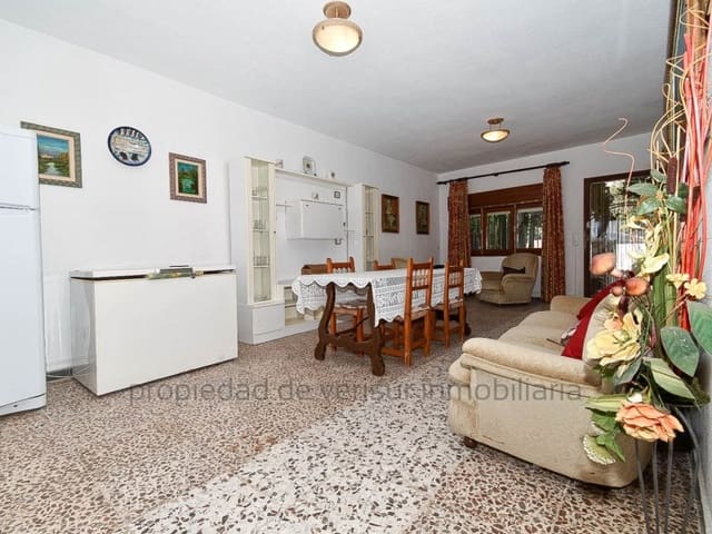 8 bedroom Townhouse for sale in San Juan de los Terreros, Pulpí with garage - € 250,000 (Ref: 9150003)