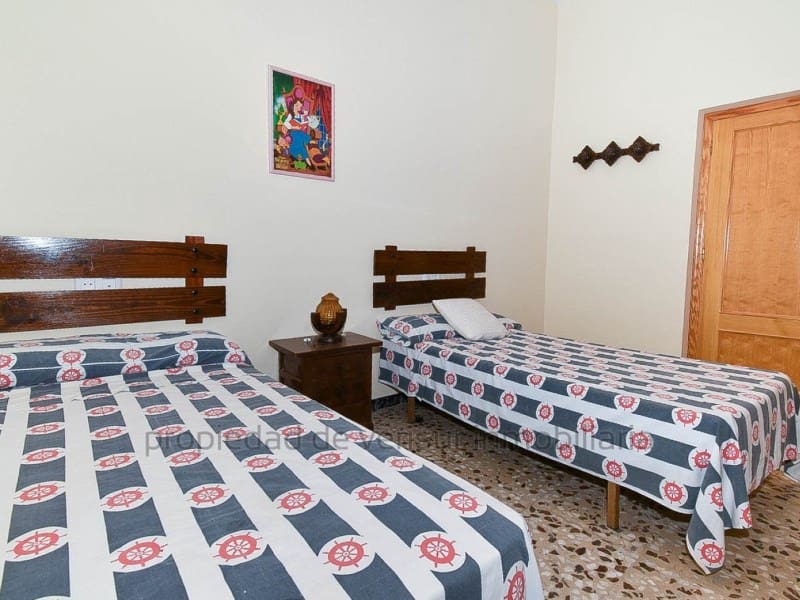 8 chambre Maison de Ville à vendre à San Juan de los Terreros avec garage - 250 000 € (Ref: 9150003)
