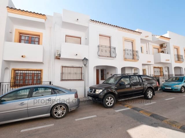 3 soveværelse Lejlighed til leje i Garrucha - € 850 (Ref: 9150016)