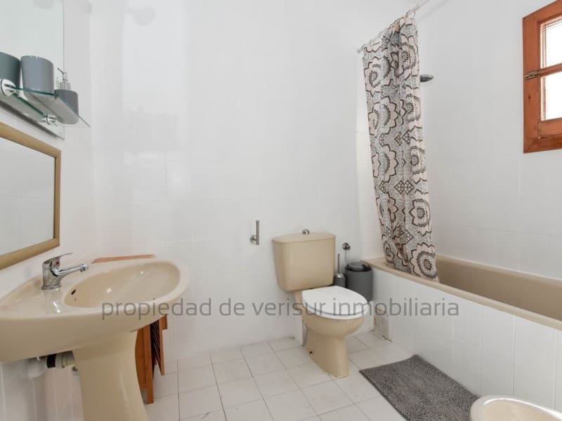 3 bedroom Apartment for rent in Garrucha - € 850 (Ref: 9150016)