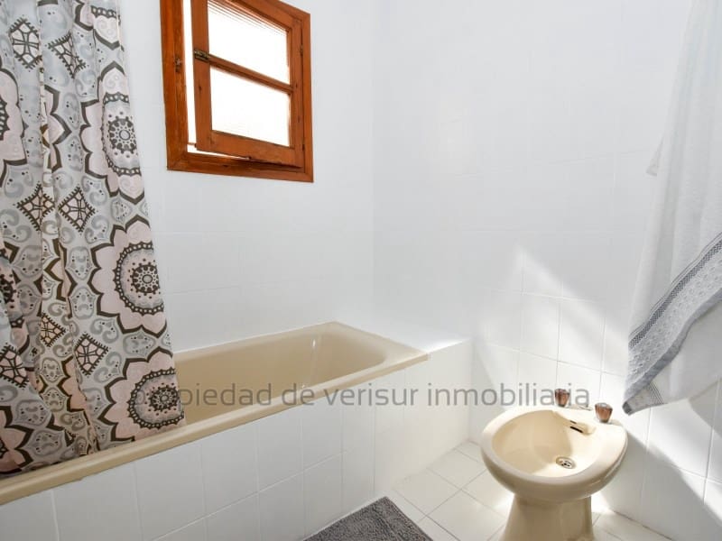 3 bedroom Apartment for rent in Garrucha - € 850 (Ref: 9150016)