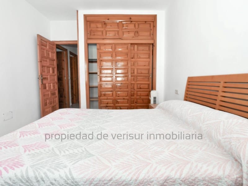 3 bedroom Apartment for rent in Garrucha - € 850 (Ref: 9150016)