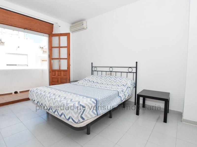 3 bedroom Apartment for rent in Garrucha - € 850 (Ref: 9150016)