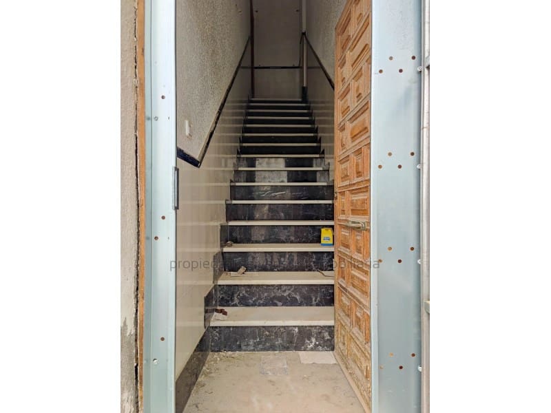 3 bedroom Flat for sale in Fines - € 41,500 (Ref: 9150046)