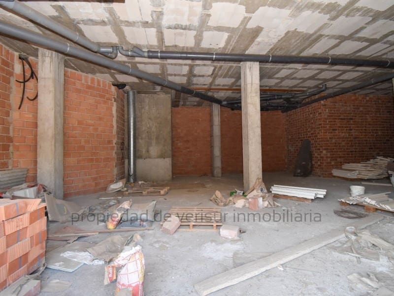 Kommersiell til salgs i Calarreona - € 280 000 (Ref: 9150047)