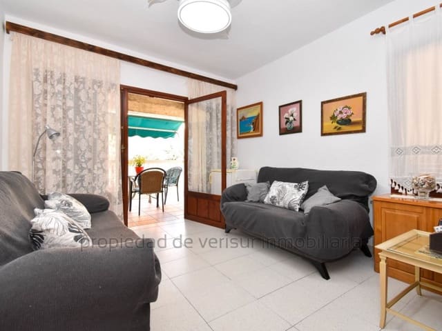 3 bedroom Villa for rent in Calarreona, Aguilas with garage - € 700 (Ref: 9150055)