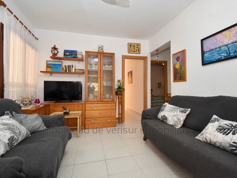 3 soveværelse Villa til leje i Calarreona med garage - € 700 (Ref: 9150055)