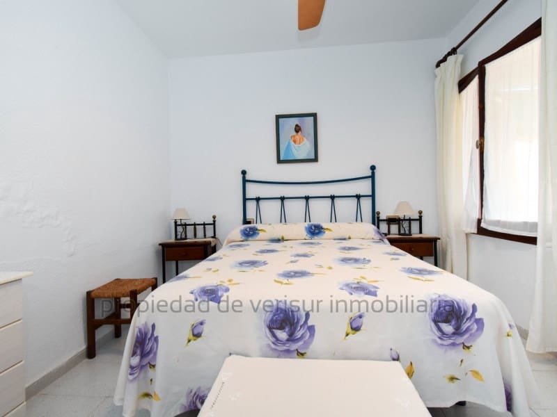 3 soveværelse Villa til leje i Calarreona med garage - € 700 (Ref: 9150055)