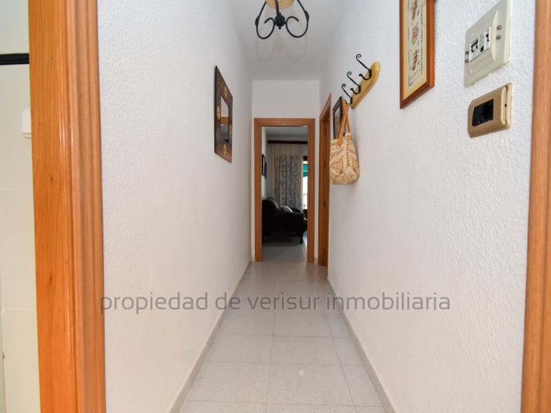 3 soveværelse Villa til leje i Calarreona med garage - € 700 (Ref: 9150055)