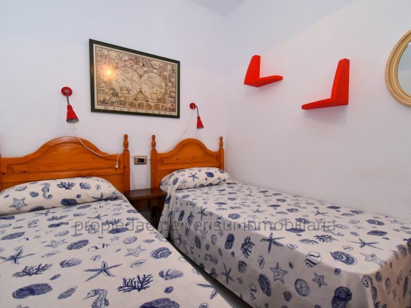 3 soveværelse Villa til leje i Calarreona med garage - € 700 (Ref: 9150055)