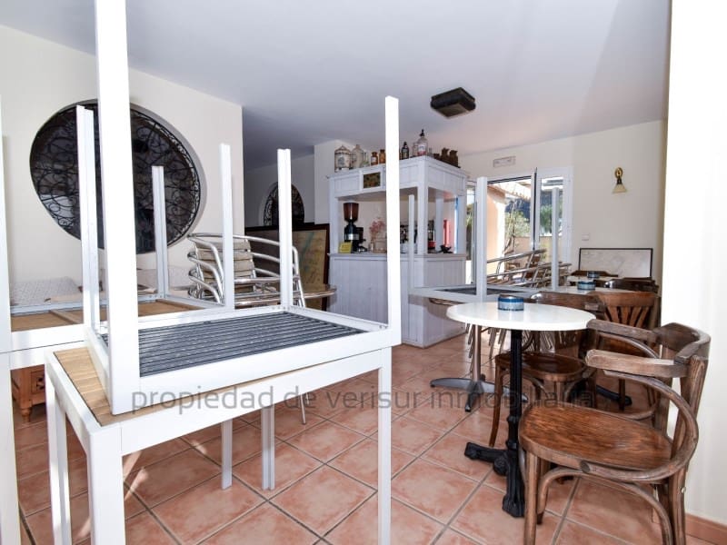 8 soveværelse Hotel til salg i Calabardina - € 690.000 (Ref: 9150073)