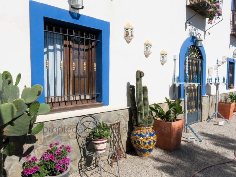 5 soverom Finca/Herregård til salgs i Almendricos med garasje - € 350 000 (Ref: 9150076)