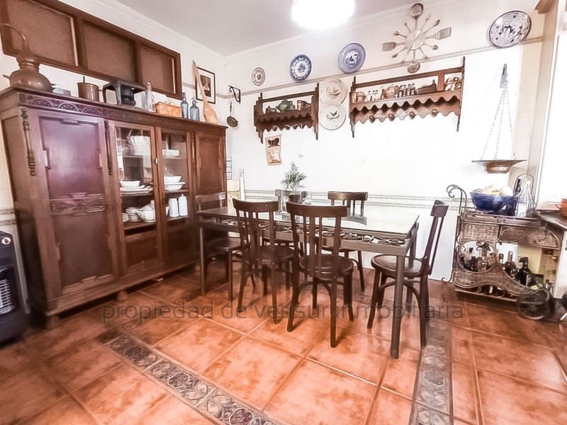 4 soveværelse Byhus til salg i Aguilas - € 415.000 (Ref: 9150081)