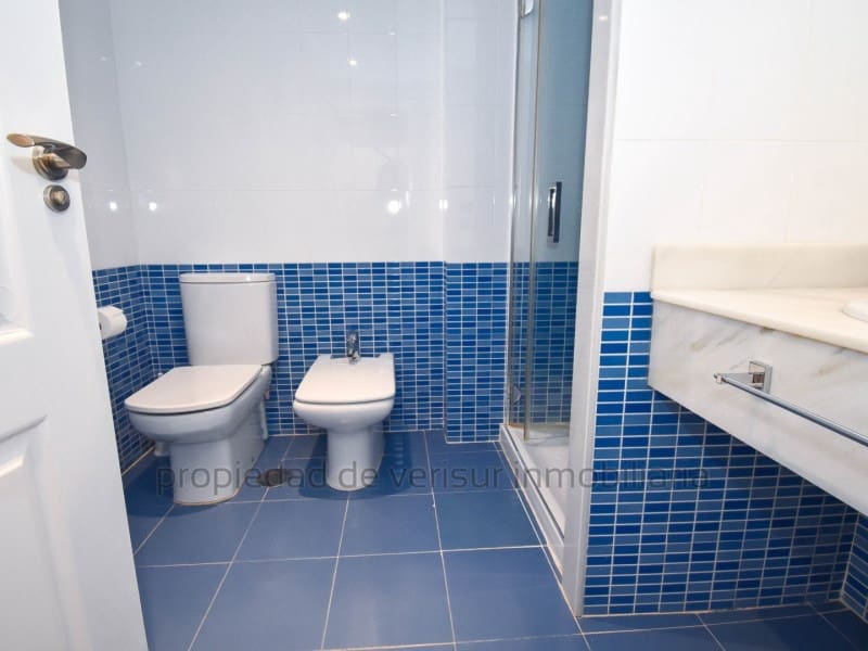 2 soveværelse Lejlighed til leje i Aguilas med swimmingpool garage - € 700 (Ref: 9171507)