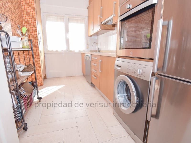 2 soveværelse Lejlighed til leje i Aguilas med swimmingpool garage - € 700 (Ref: 9171507)