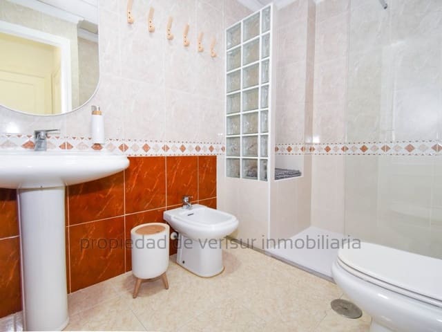 3 bedroom Beach Apartment for rent in Delicias, Aguilas - € 650 (Ref: 9171512)