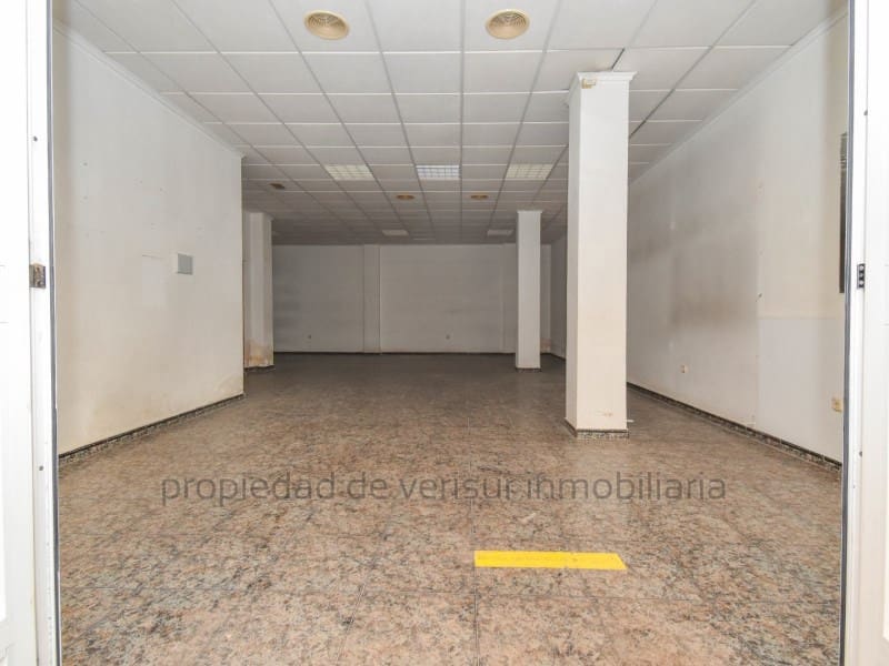 Erhverv til leje i Aguilas - € 700 (Ref: 9185476)