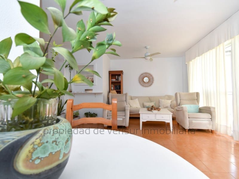 3 sovrum Lägenhet för semesterbostäder i Aguilas med garage - 900 € (Ref: 9185479)