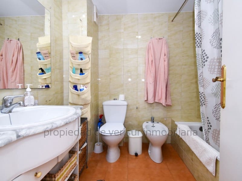 3 sovrum Lägenhet för semesterbostäder i Aguilas med garage - 900 € (Ref: 9185479)