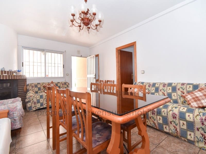 3 bedroom Flat for rent in Calabardina - € 700 (Ref: 9197971)