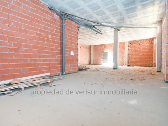 Commercieel te koop in El Rubial, Aguilas - € 300.000 (Ref: 9202648)