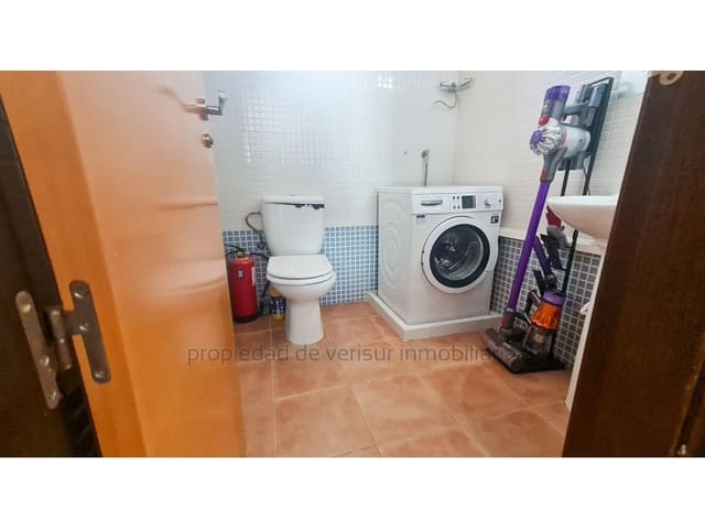 2 bedroom Penthouse for sale in Los Collados, Aguilas with pool garage - € 135,000 (Ref: 9202649)