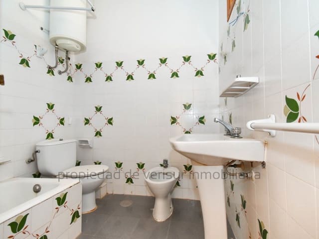 2 bedroom Apartment for sale in El Rubial, Aguilas - € 135,000 (Ref: 9208581)