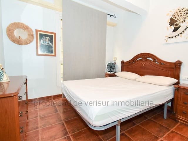 3 bedroom Flat for rent in Casco Antiguo, Aguilas - € 650 (Ref: 9218735)