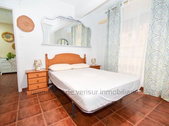 3 bedroom Flat for rent in Casco Antiguo, Aguilas - € 650 (Ref: 9218735)