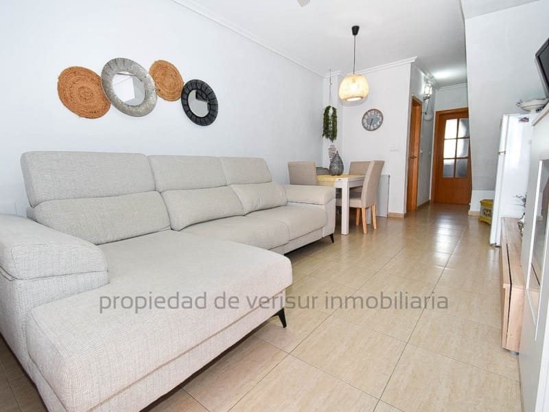 2 makuuhuone Huoneisto vuokrattavana paikassa San Juan de los Terreros - 750 € (Ref: 9228871)