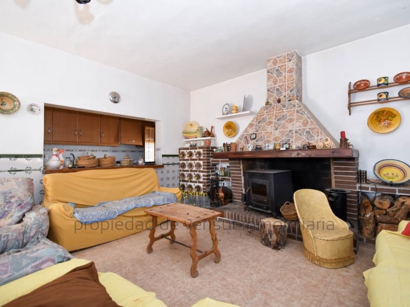 4 soveværelse Finca/Landehus til salg i Aguilas med swimmingpool garage - € 250.000 (Ref: 9240023)