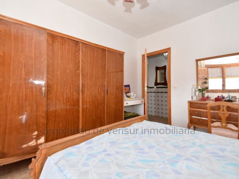 4 soveværelse Finca/Landehus til salg i Aguilas med swimmingpool garage - € 250.000 (Ref: 9240023)