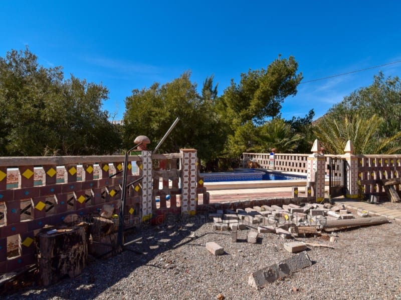 4 soveværelse Finca/Landehus til salg i Aguilas med swimmingpool garage - € 250.000 (Ref: 9240023)