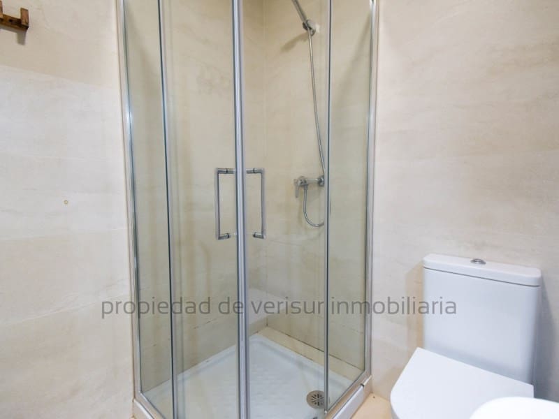 2 makuuhuone Huoneisto vuokrattavana paikassa Calarreona - 600 € (Ref: 9253805)