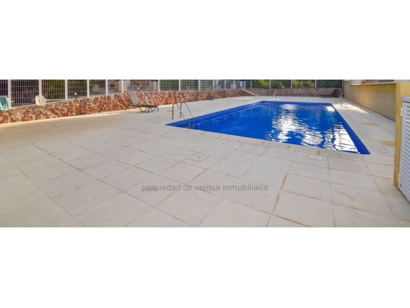 2 makuuhuone Huoneisto vuokrattavana paikassa Calarreona - 600 € (Ref: 9253805)