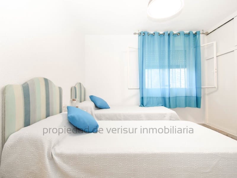 3 bedroom Flat for rent in Aguilas with garage - € 650 (Ref: 9262866)