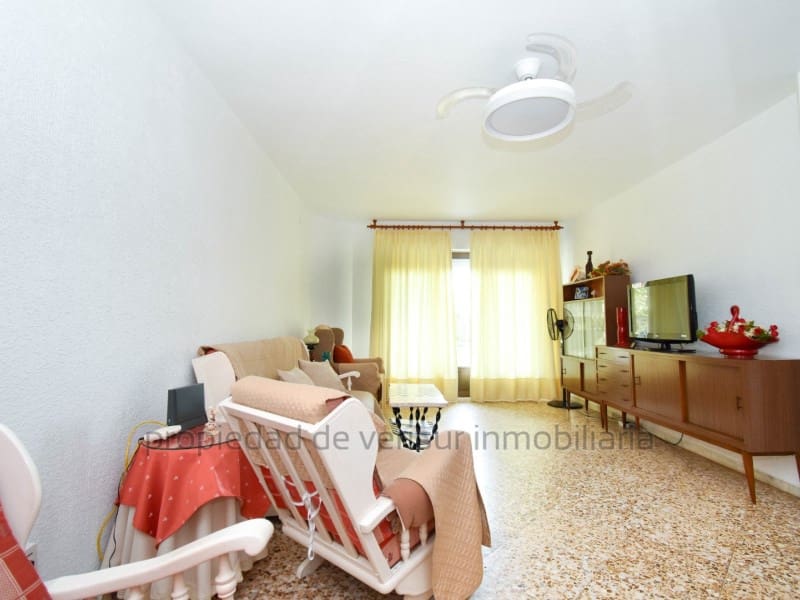 3 bedroom Flat for rent in Aguilas with garage - € 650 (Ref: 9262866)