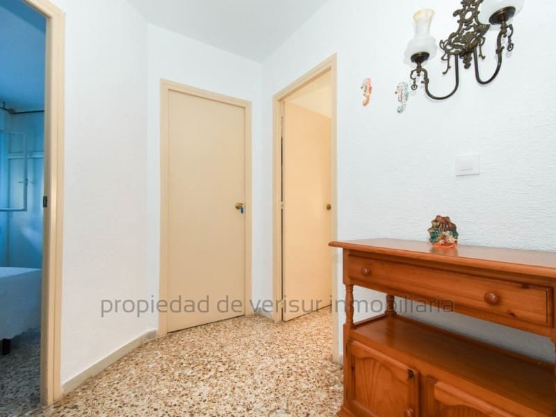 3 bedroom Flat for rent in Aguilas with garage - € 650 (Ref: 9262866)