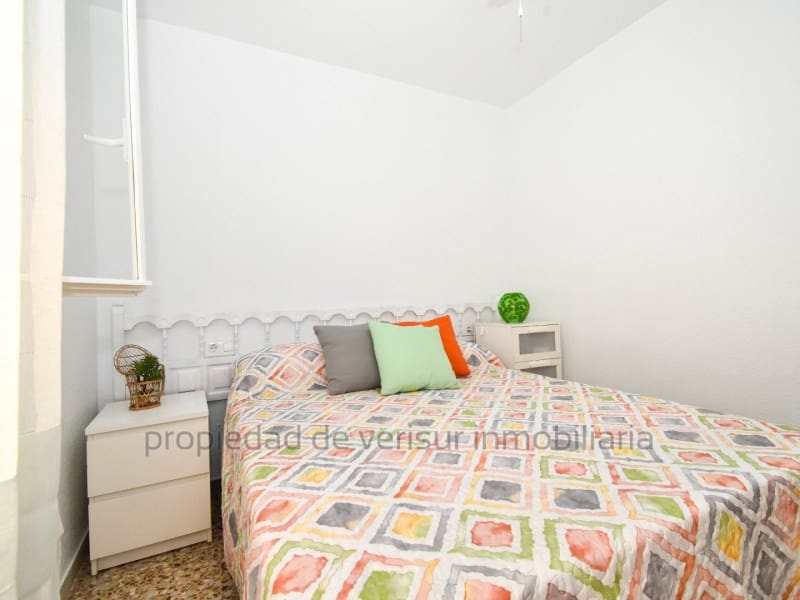 3 bedroom Flat for rent in Aguilas with garage - € 650 (Ref: 9262866)