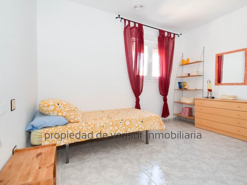 3 sypialnia Apartament do wynajęcia w Aguilas z garażem - 700 € (Ref: 9317747)