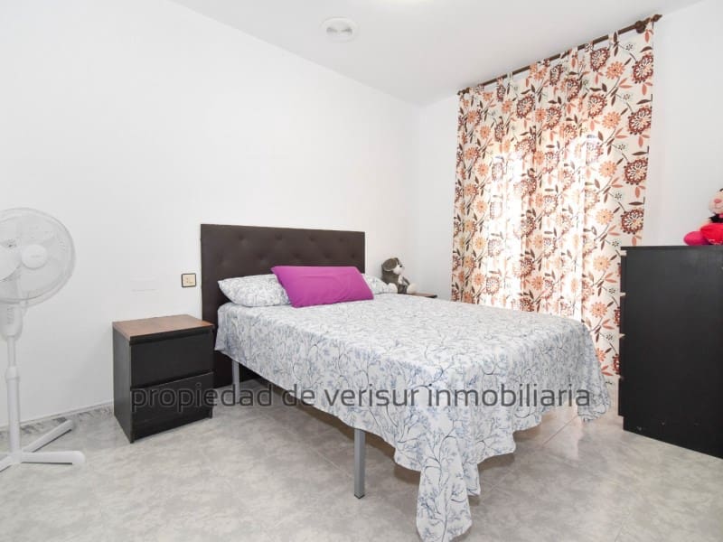 3 sypialnia Apartament do wynajęcia w Aguilas z garażem - 700 € (Ref: 9317747)