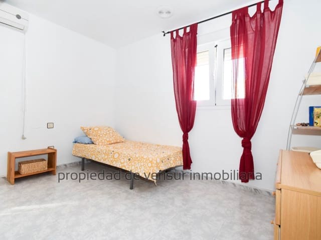 3 bedroom Apartment for rent in Las Majadas - Las Molinetas - Labradorcico, Aguilas with garage - € 700 (Ref: 9317747)