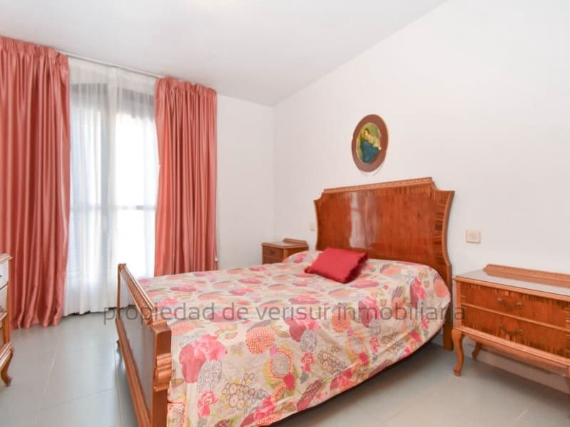4 bedroom Apartment for rent in Calabardina - € 700 (Ref: 9338707)