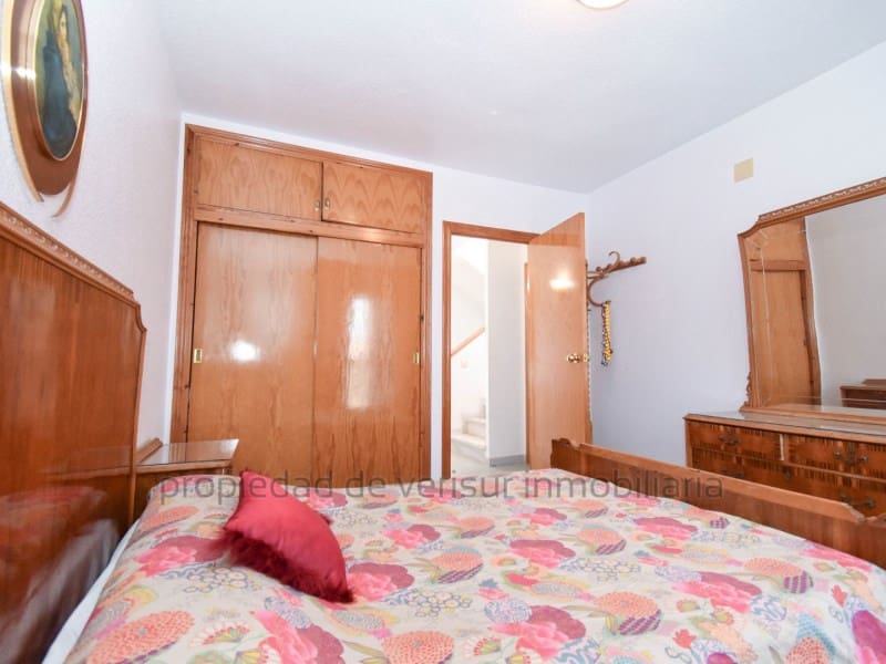 4 bedroom Apartment for rent in Calabardina - € 700 (Ref: 9338707)