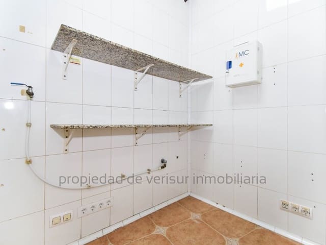 Restaurant/Bar for sale in Las Majadas - Las Molinetas - Labradorcico, Aguilas - € 130,000 (Ref: 9341259)