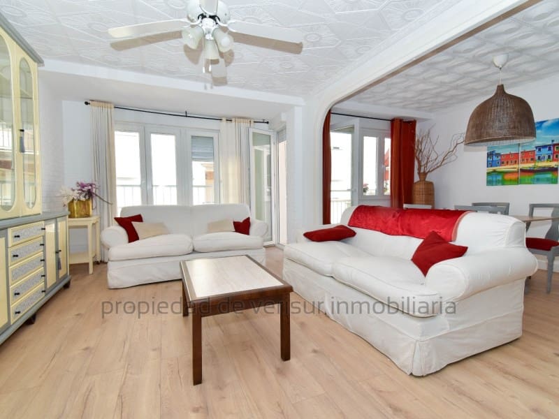 3 bedroom Flat for rent in Aguilas - € 700 (Ref: 9356334)