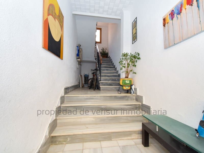 3 bedroom Flat for rent in Aguilas - € 700 (Ref: 9356334)