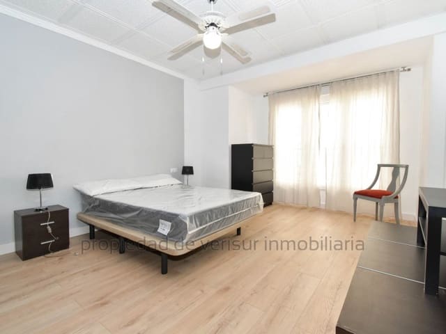 3 bedroom Flat for rent in Casco Antiguo, Aguilas - € 700 (Ref: 9356334)