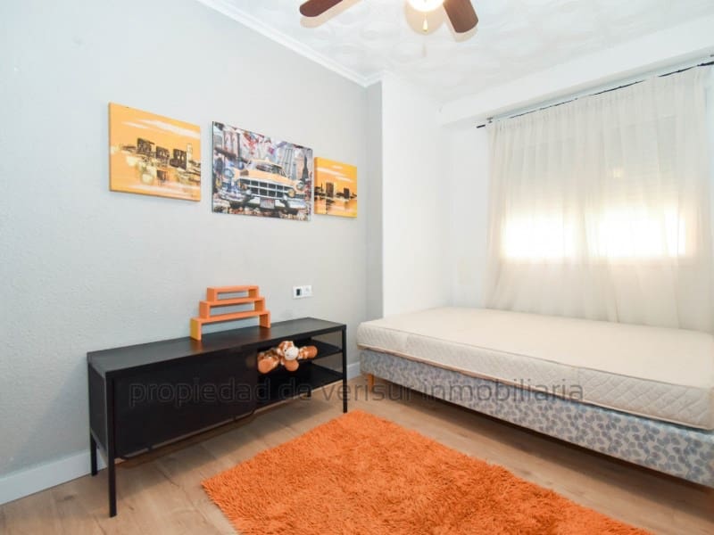 3 bedroom Flat for rent in Aguilas - € 700 (Ref: 9356334)