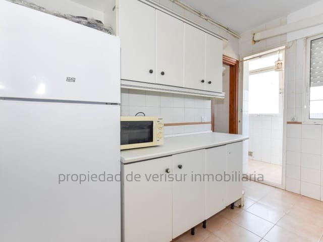 4 sypialnia Mieszkanie do wynajęcia w Vera Ciudad, Vera - 800 € (Ref: 9359796)